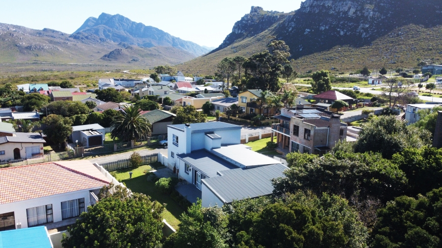 3 Bedroom Property for Sale in Palmiet Western Cape